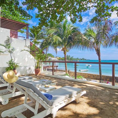 Le Beachclub Pereybere Beach Buitenkant foto