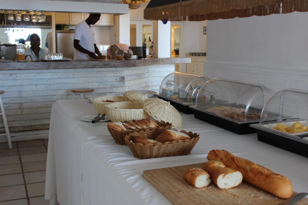 Le Beachclub Pereybere Beach Buitenkant foto