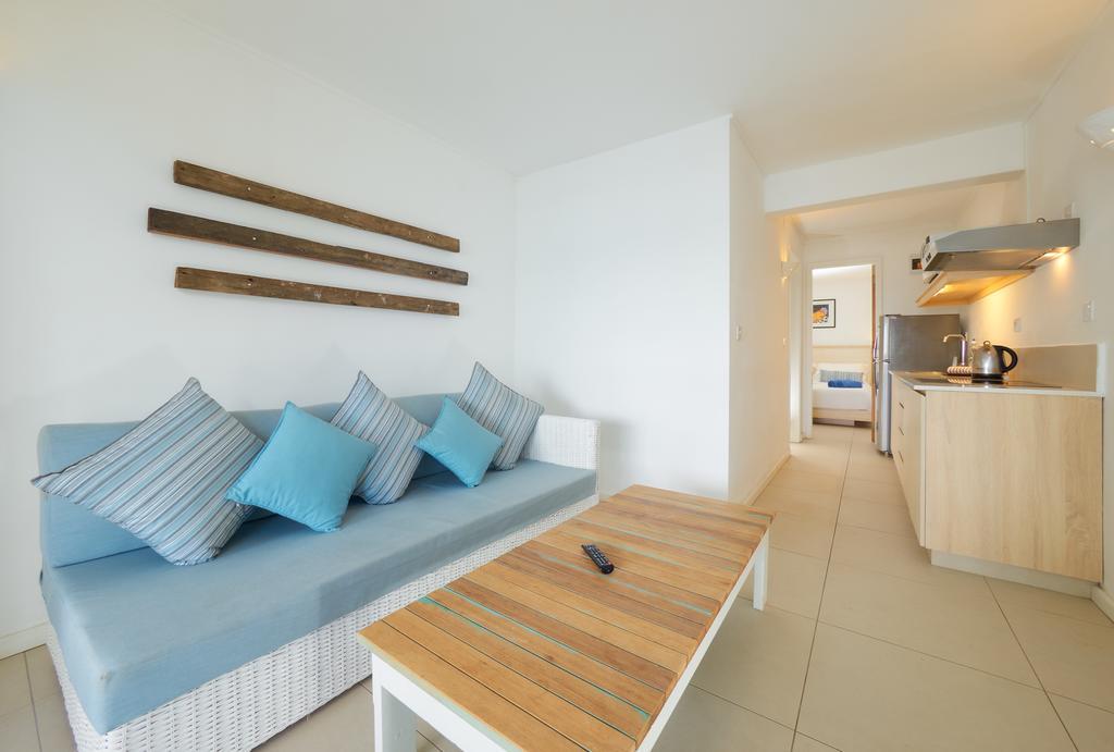 Le Beachclub Pereybere Beach Buitenkant foto