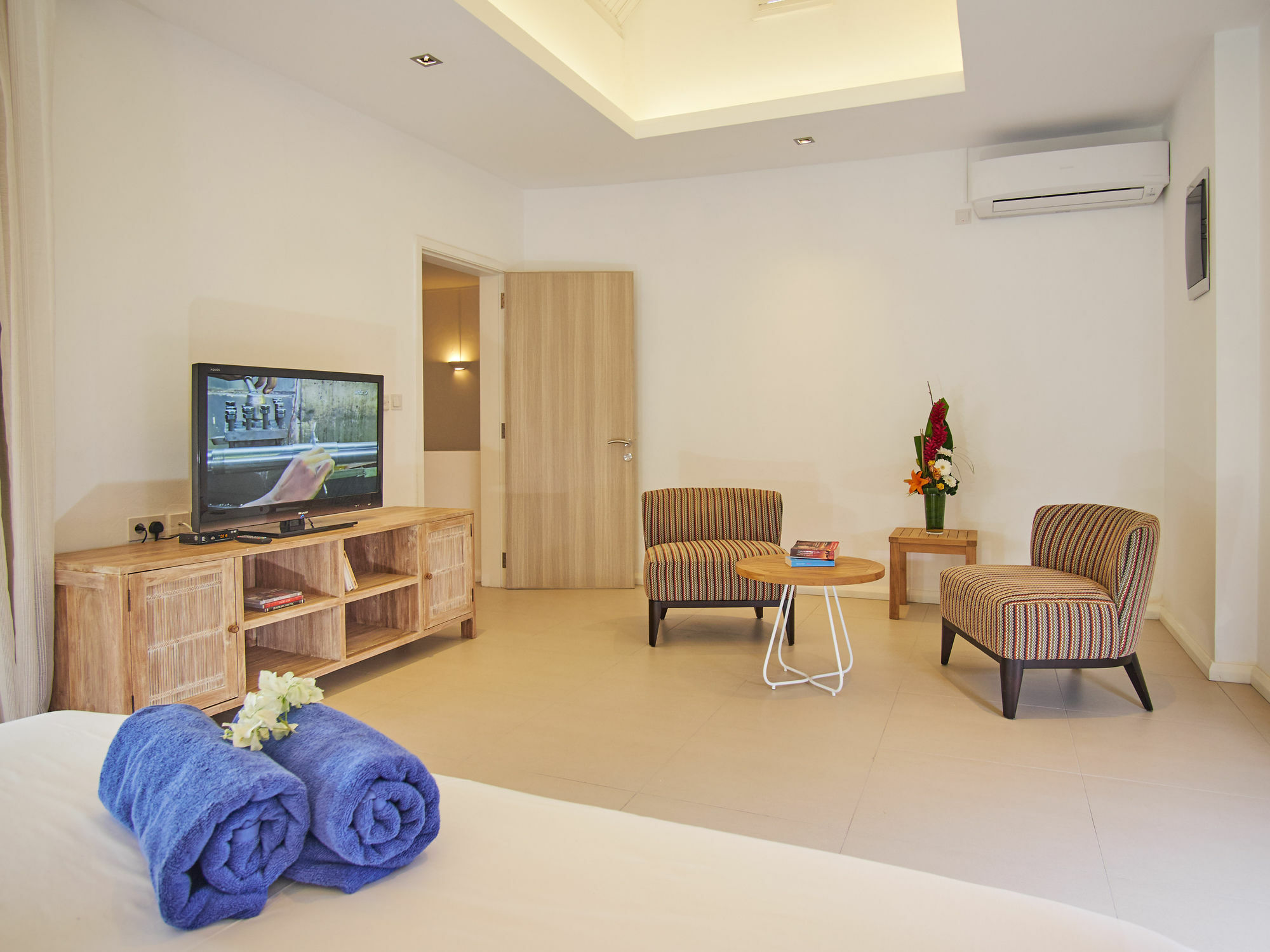 Le Beachclub Pereybere Beach Buitenkant foto