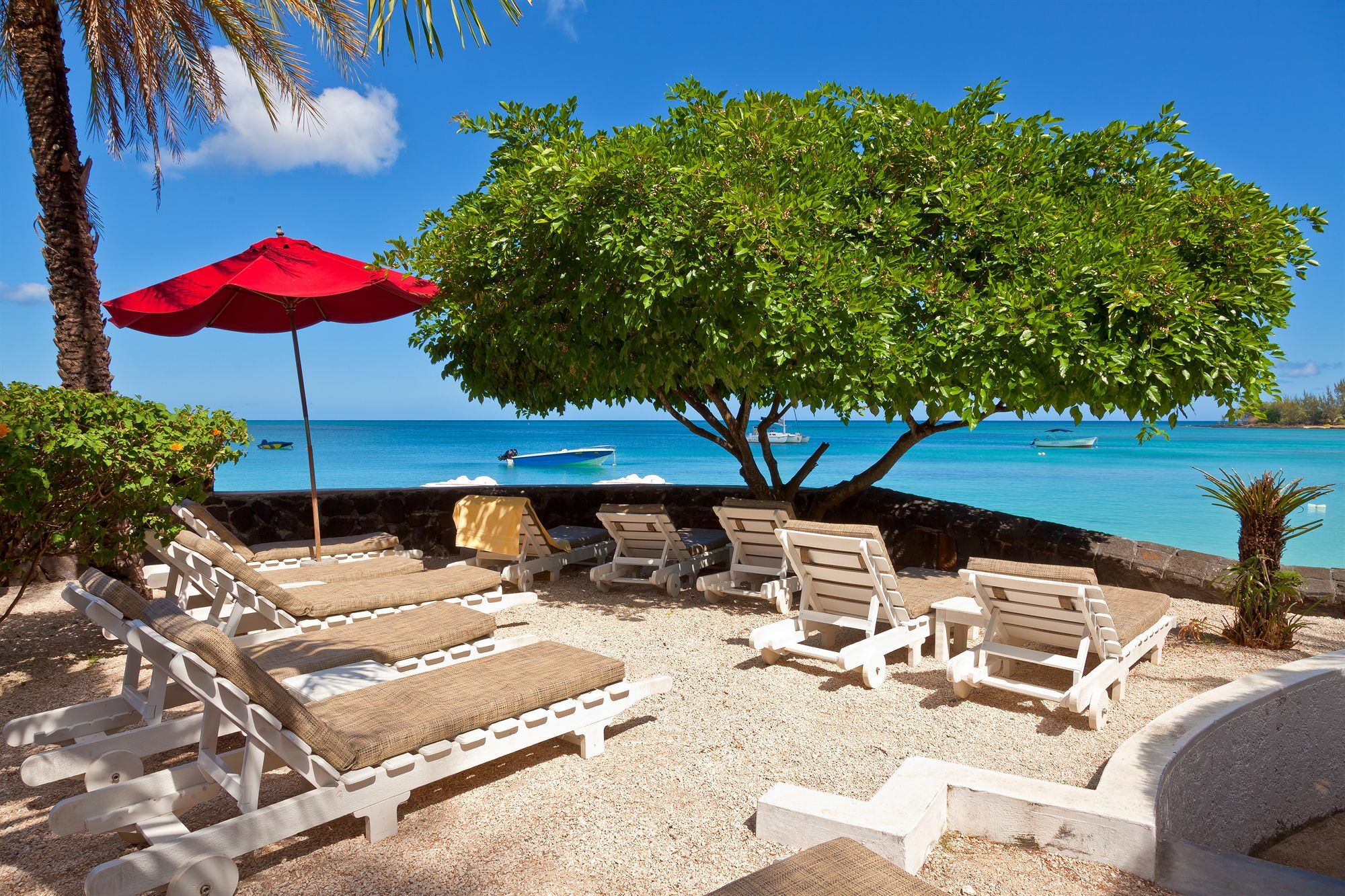 Le Beachclub Pereybere Beach Buitenkant foto